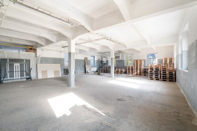 Prodej, Sklad, Jílové