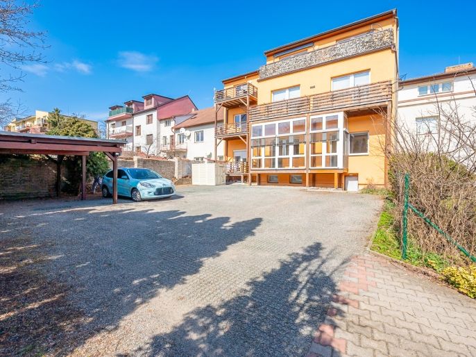 Prodej, Byt 4+kk, Benešov