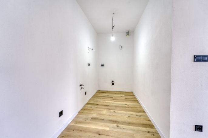 Prodej, Byt 2+kk, Tlučná