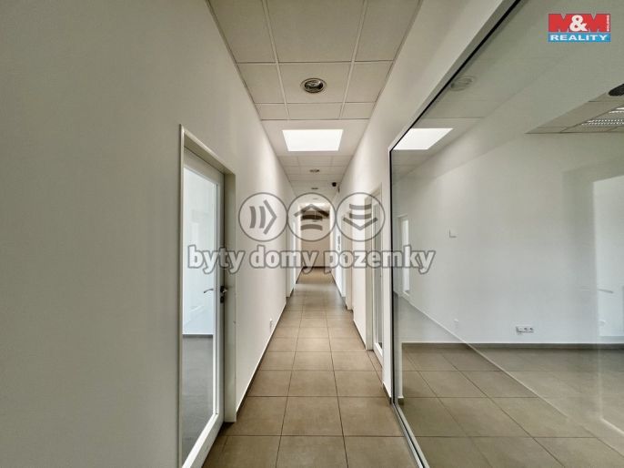 Pronájem, Kancelářský prostor, Nupaky