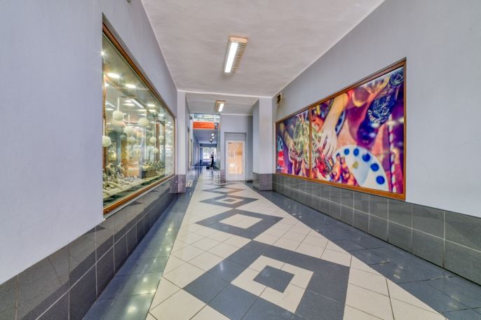 Pronájem, Obchod a služby, Cheb