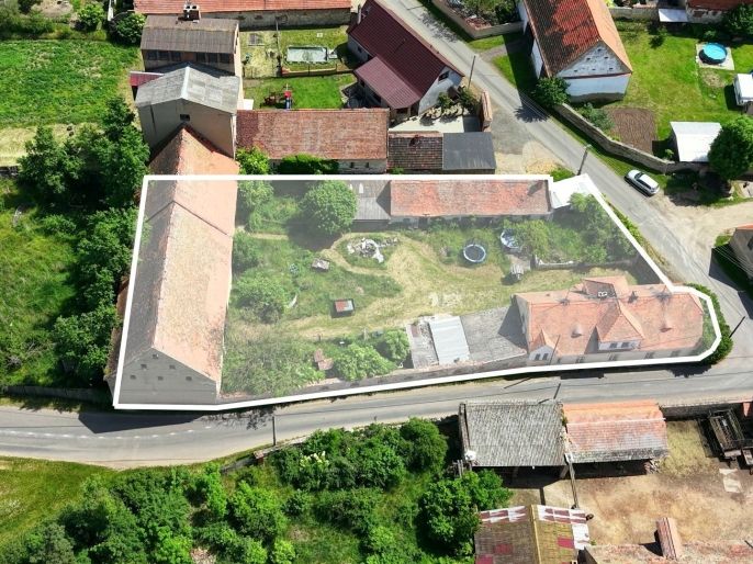 Prodej, Zemědělská usedlost, Zálužice