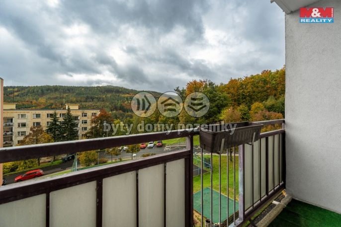 Prodej, Byt 4+1, Děčín