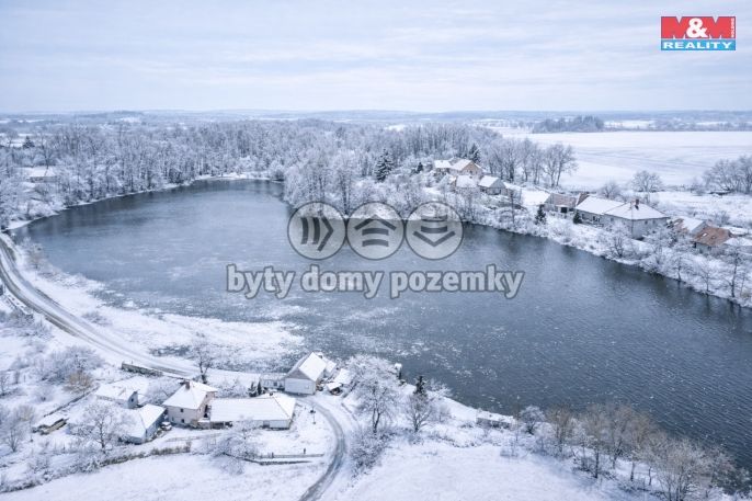 Prodej, Vodní plocha, Svojšice