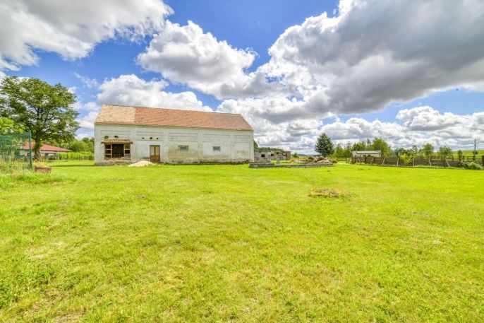 Prodej, Zemědělský objekt, Křižovatka