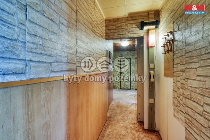 Prodej, Byt 4+1, Hostomice