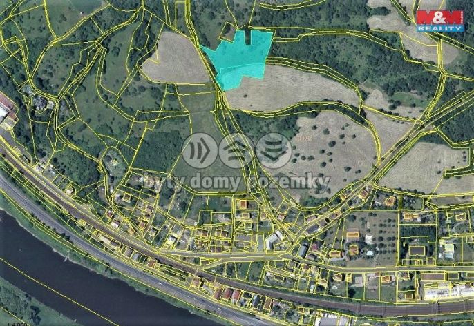 Prodej, Louka, Povrly