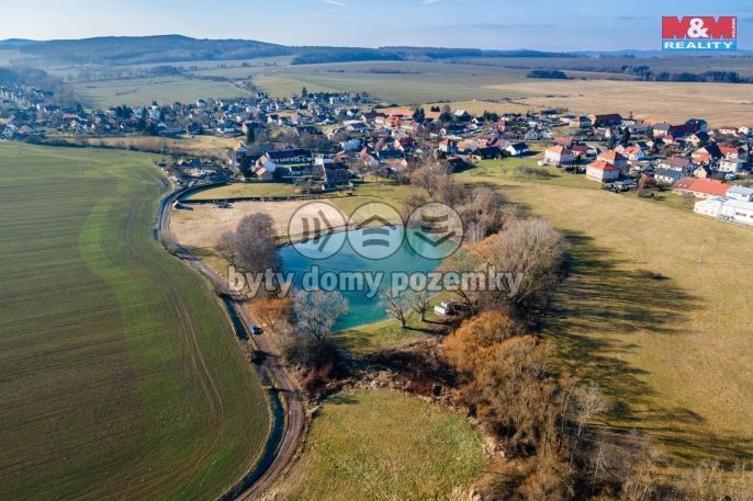 Prodej, Pole, Podluhy