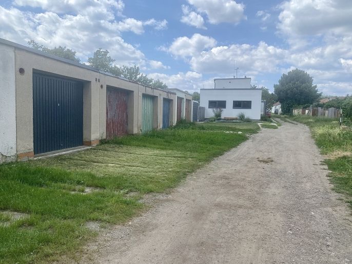Prodej, Garáž, Hostěrádky-Rešov