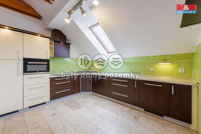 Pronájem, Byt 4+kk, Karlovy Vary