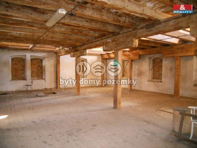 Prodej, Obchodní objekt, Hředle