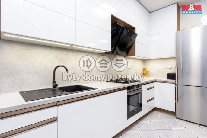 Prodej, Byt 4+kk, Opava