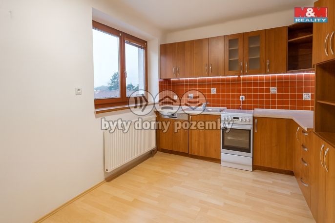 Pronájem, Byt 2+1, Chvaletice