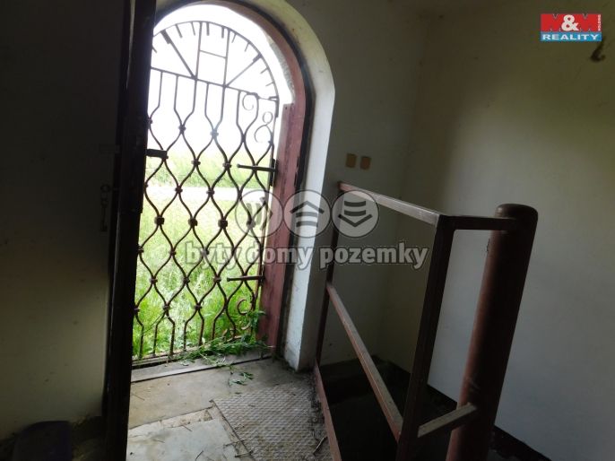 Prodej, Vinný sklep, Moravany