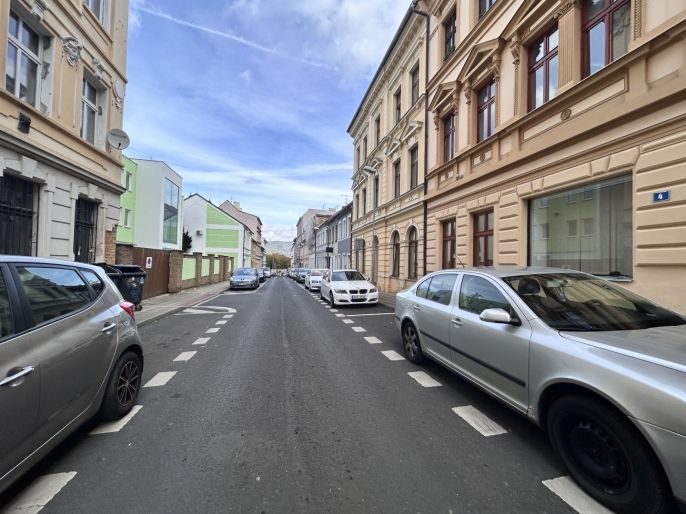 Pronájem, Byt 4+1, Teplice