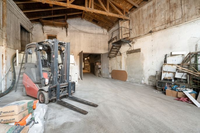 Prodej, Sklad, Jílové