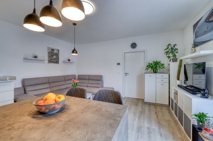 Prodej, Byt 2+kk, Zbůch