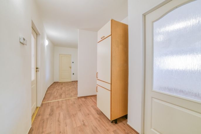 Pronájem, Byt 3+1, Cheb