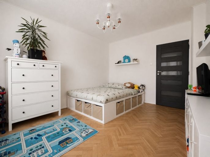 Pronájem, Byt 3+1, Pečky