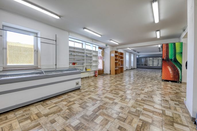 Pronájem, Obchod a služby, Nýřany