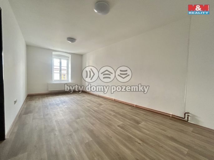 Pronájem, Byt 1+1, Jindřichův Hradec