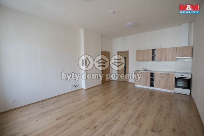 Pronájem, Byt 1+kk, Jindřichův Hradec