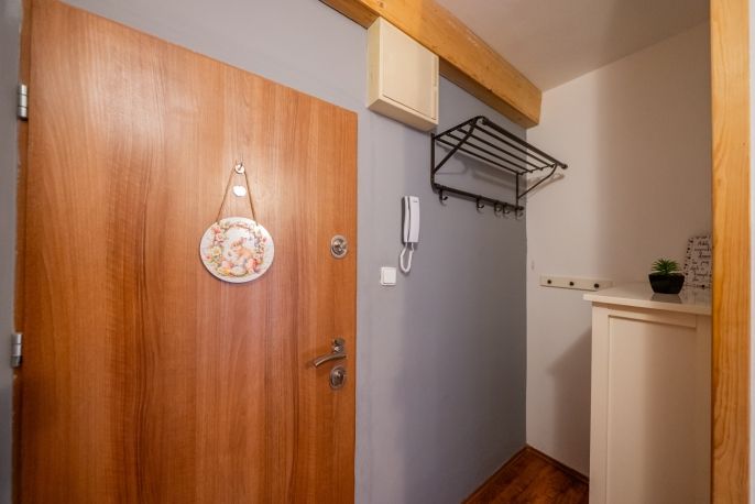 Prodej, Byt 3+1, Práče