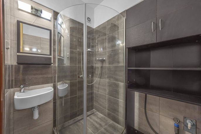 Prodej, Byt 2+1, Hostinné