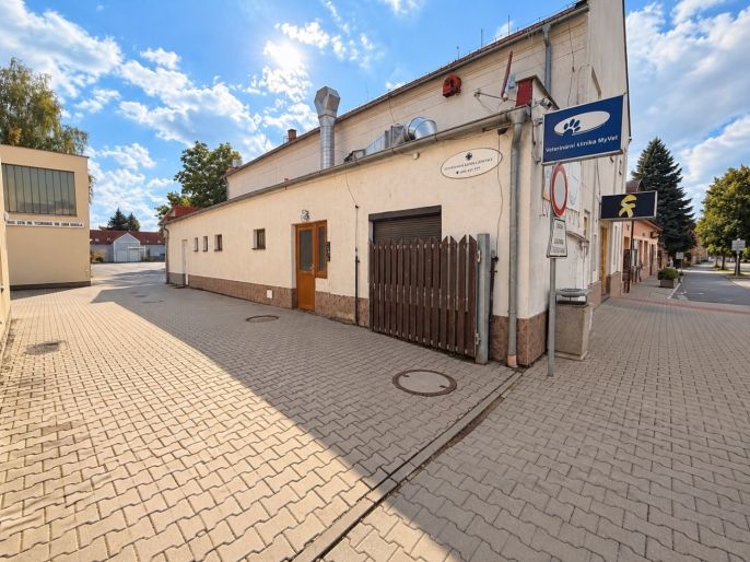 Pronájem, Obchod a služby, Jesenice