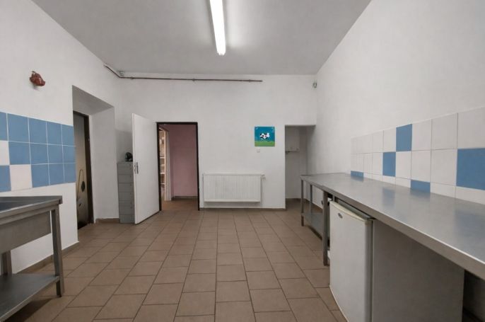 Pronájem, Obchodní objekt, Úvaly