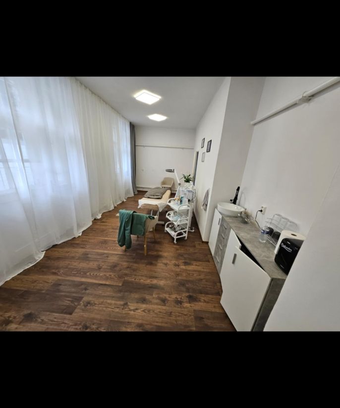 Pronájem, Obchod a služby, Praha