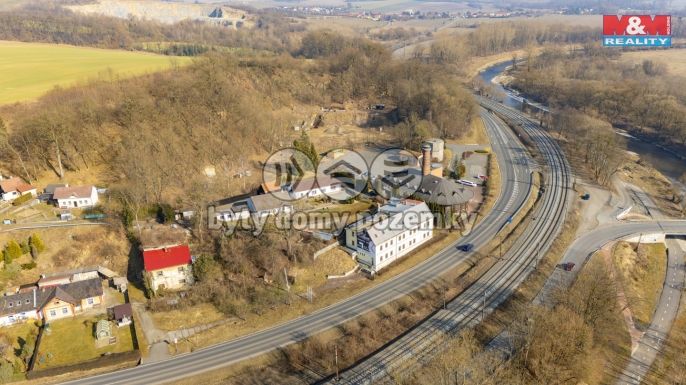 Prodej, Obchodní objekt, Černotín