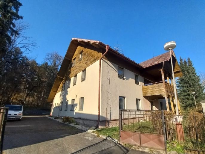 Pronájem, Sklad, Včelákov