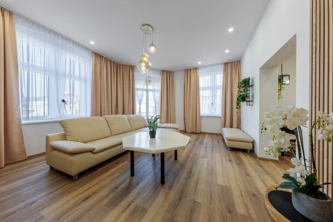 Prodej, Byt 2+1, Karlovy Vary