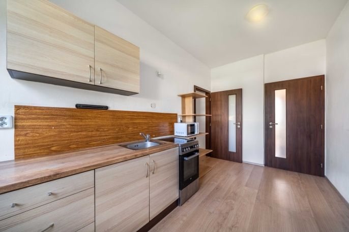 Prodej, Nájemní dům, Poběžovice