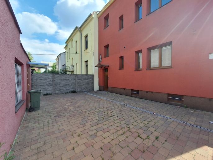 Prodej, Nájemní dům, Ostrava