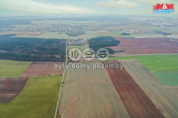 Prodej, Pole, Tlučná