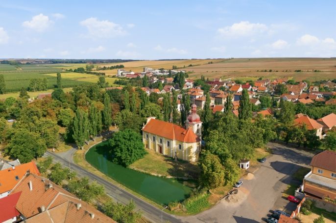 Prodej, Byt 3+1, Kněževes