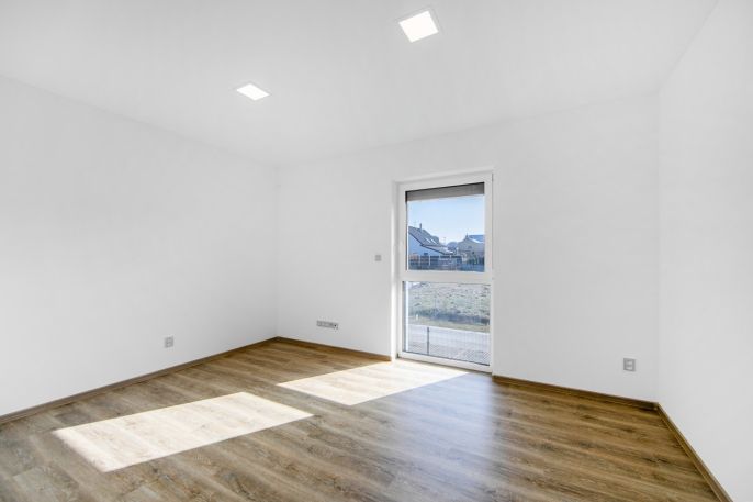 Pronájem, Byt 4+kk, Kyšice