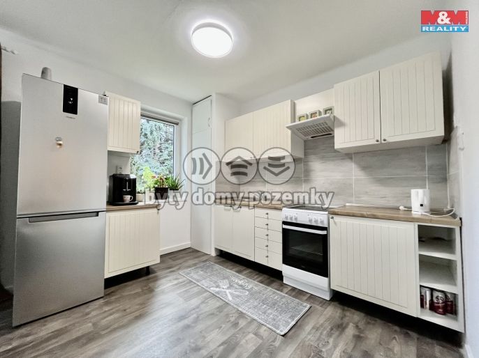 Prodej, Byt 3+1, Bečváry