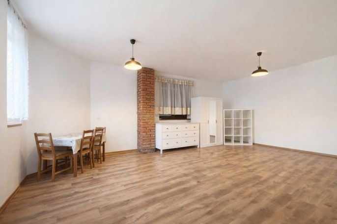 Pronájem, Byt 1+kk, Kladno