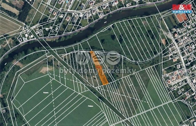 Prodej, Pole, Káraný