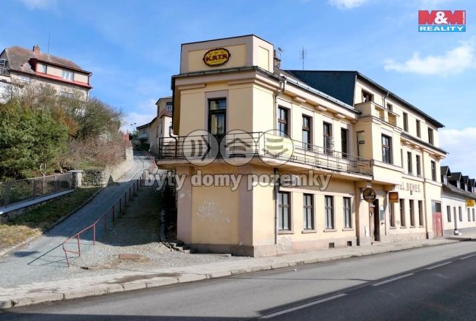 Pronájem, Byt 1+1, Úpice