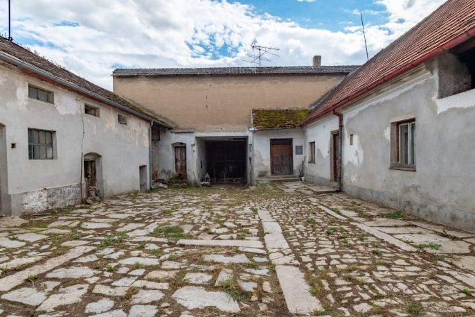 Prodej, Zemědělská usedlost, Štěkeň