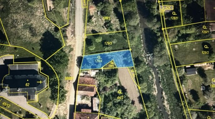 Prodej, Louka, Vlachovice