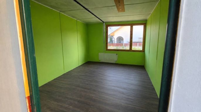 Prodej, Ostatní, Chvojenec