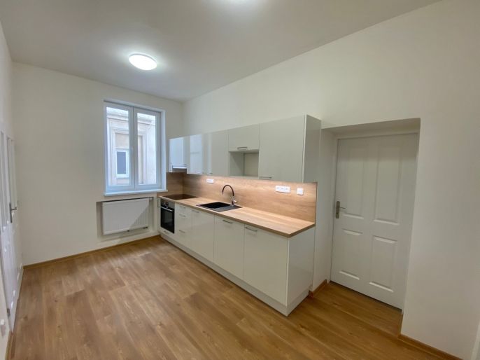 Pronájem, Byt 3+1, Děčín