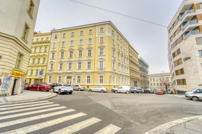 Prodej, Byt 1+kk, Praha