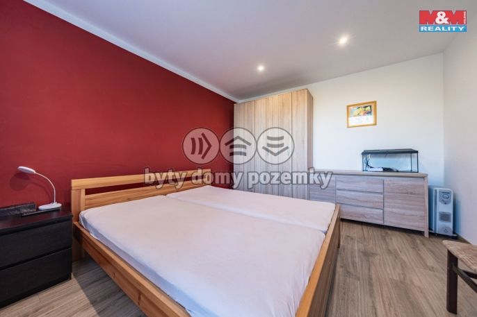 Prodej, Byt 3+1, Neveklov