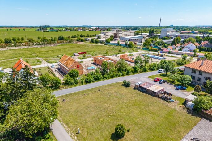 Prodej, Pozemek k bydlení, Dvory